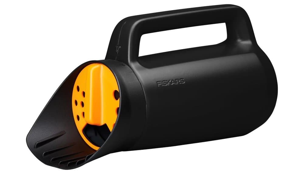 Teste do Fiskars Solid Spreader, Ferramenta de Jardim